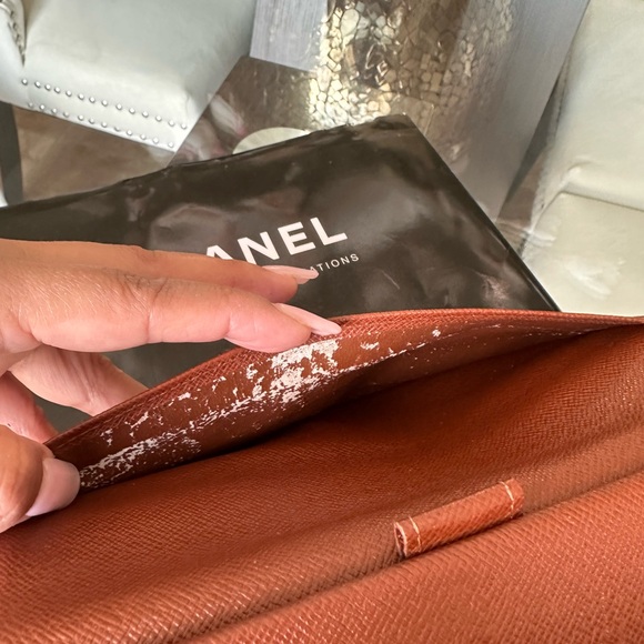 LV Monogram International TH0048 - Picture 7 of 9